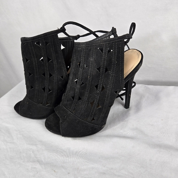Justfab Rachel Women's Black High 4" Heels Size 7.5 M Calf Lace 30" Stiletto - Picture 1 of 6